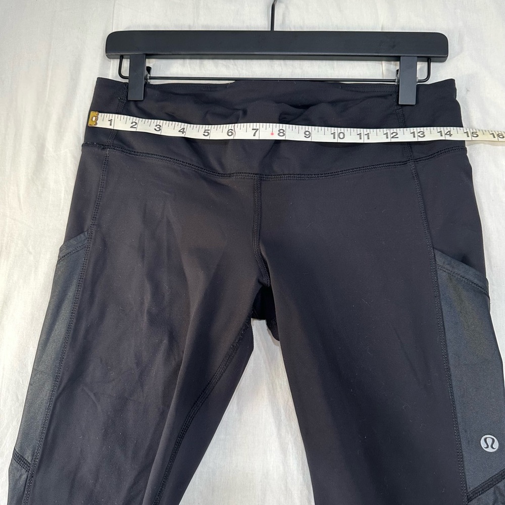Lululemon Athletica Black Cropped Leggings with Ruched Detail - Picture 7 of 13